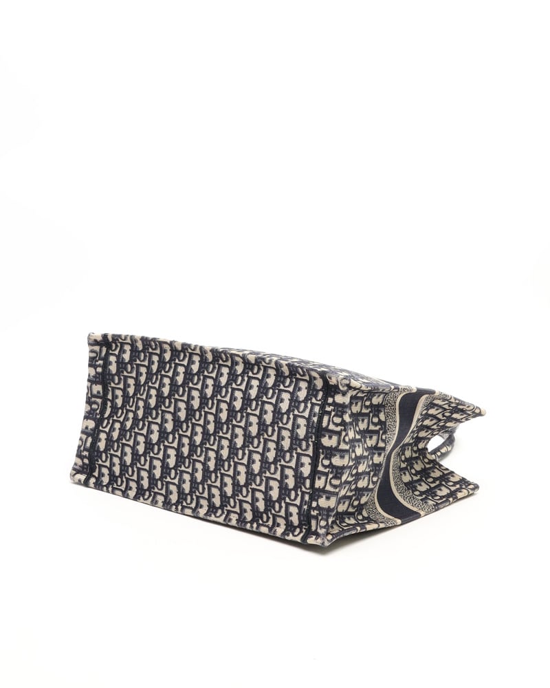 29639_d61941943b_file-full