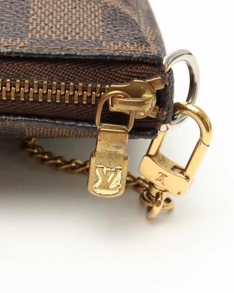 30430_ae3984bc7e_file-full