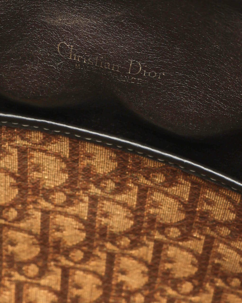 30877_a2495b4e24_file-full