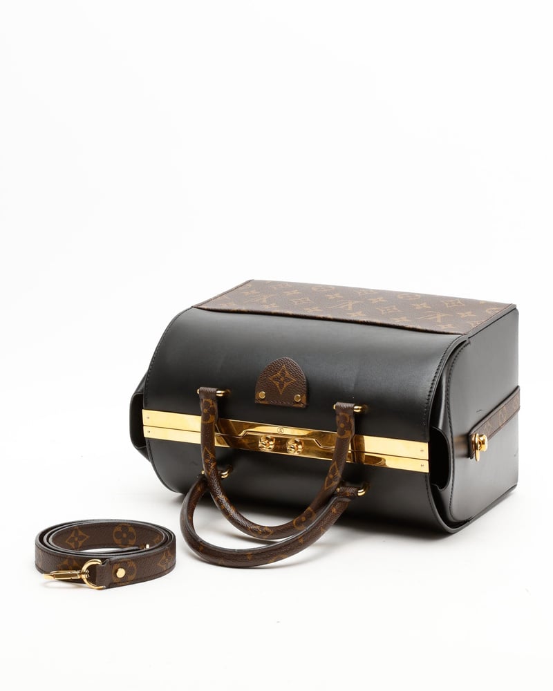 31083_4245796c11_file-full