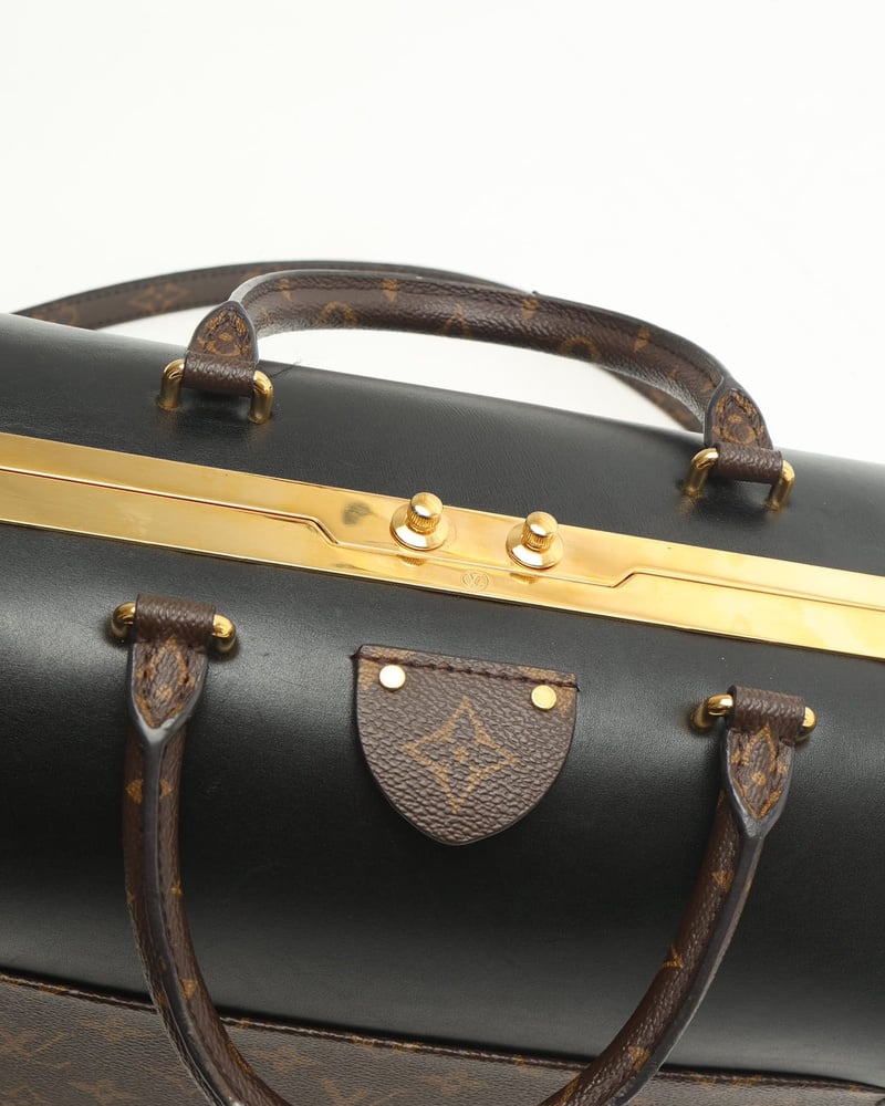 31083_9564496695_file-full