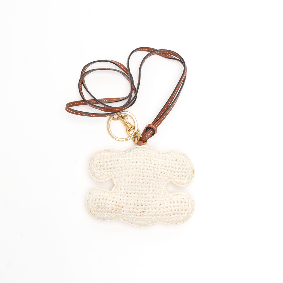 31898_2a081c72a8_file-square