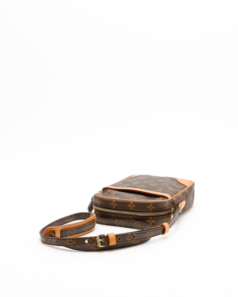 32215_b26aefe2d4_file-full