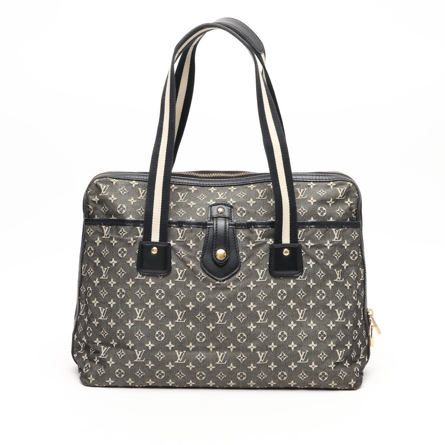 32462_0135f7d5b0_file-square