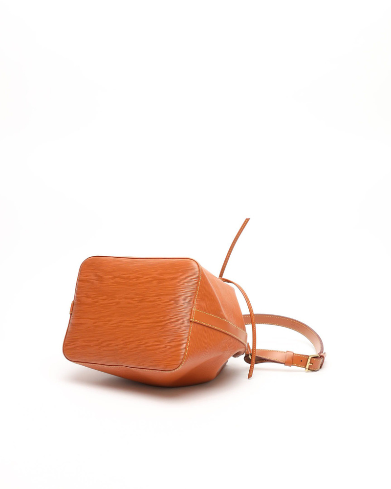 32542_93081290a8_file-full