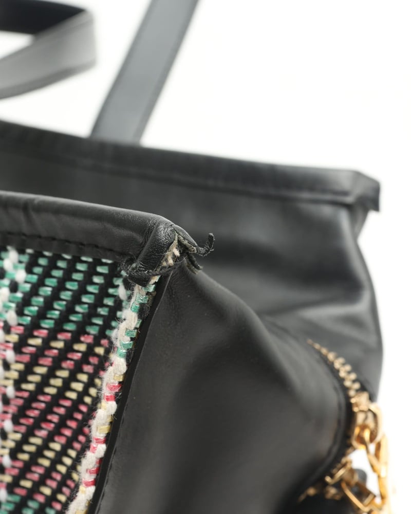 33950_ada64522ed_file-full