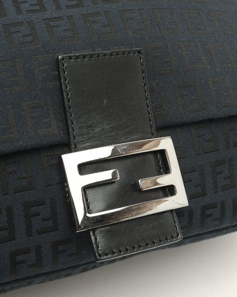 34823_114482001f_file-full