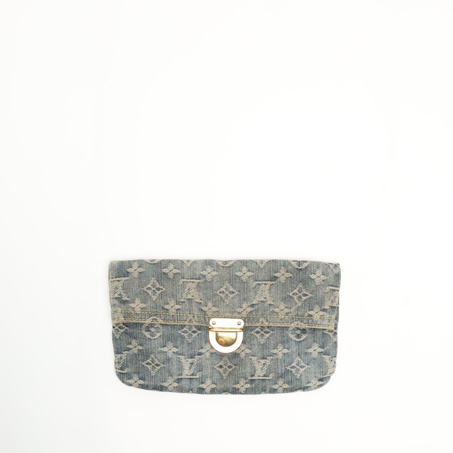 35015_b0ee3ae379_file-square