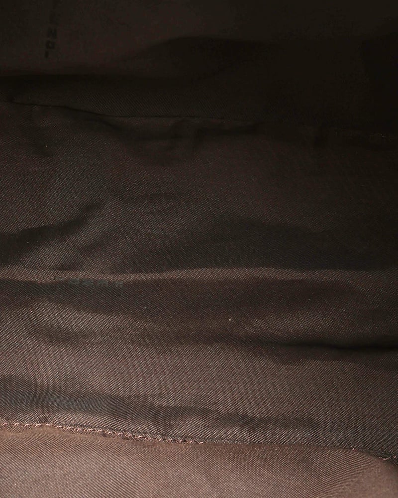 35720_840-37011_11-full