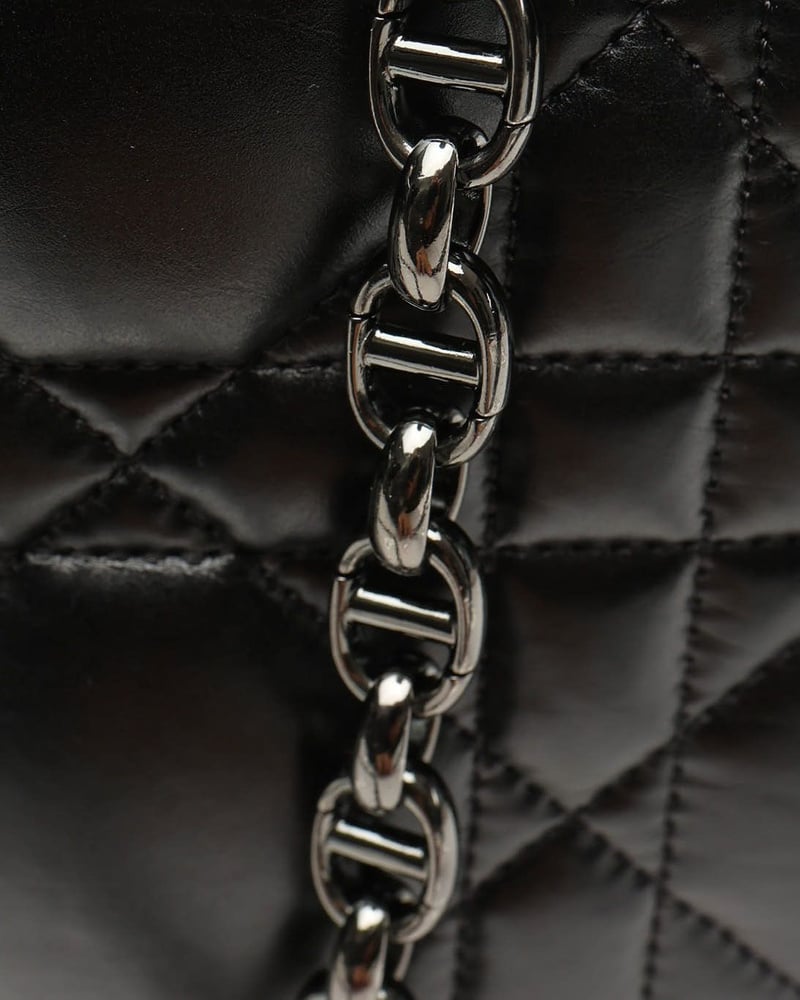 35827_f8419f27c9_file-full