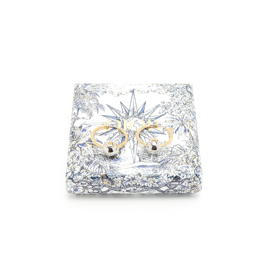 36193_7b8245fd59_file-square