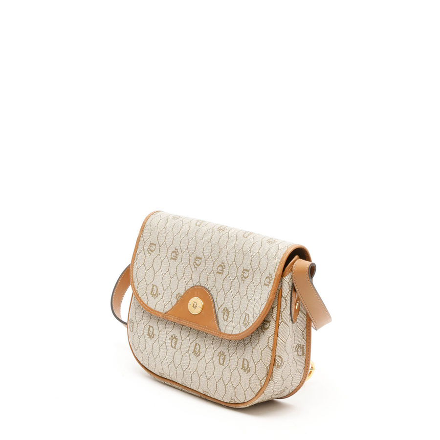 36323_98ee8de000_file-square