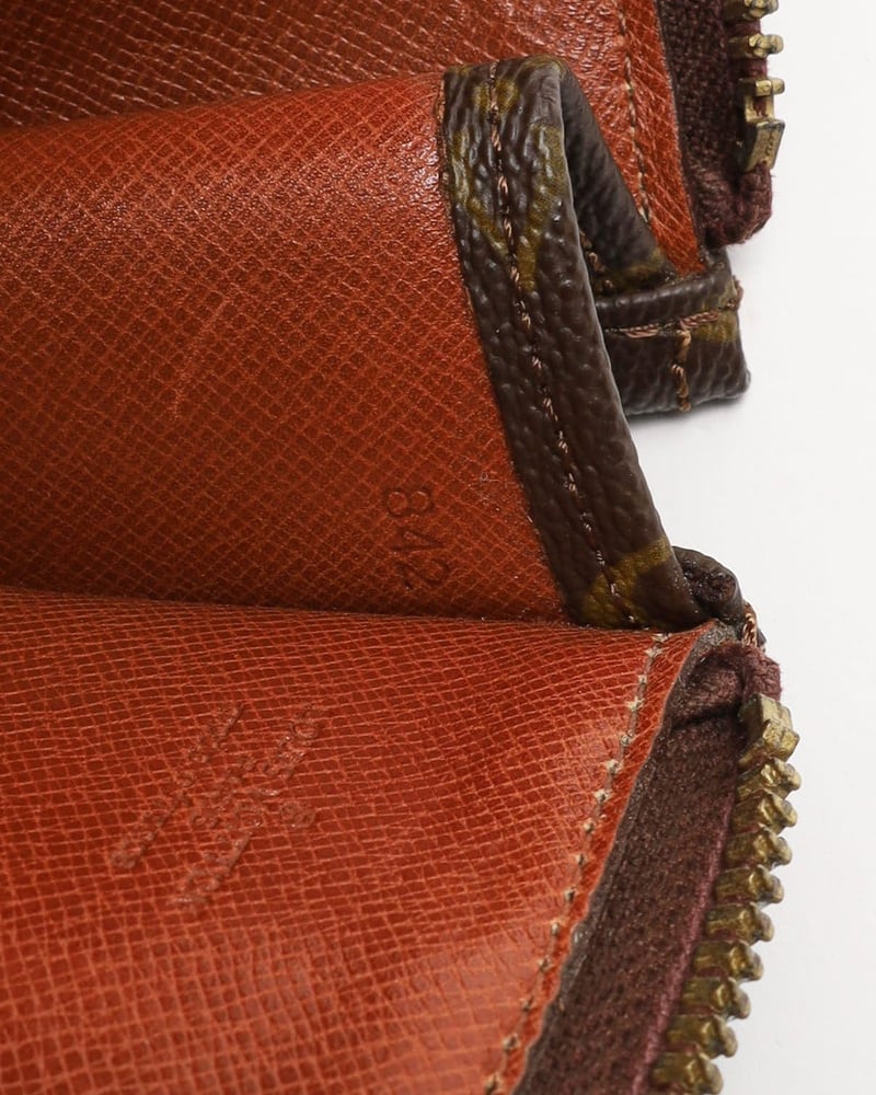 36869_073c184009_file-full