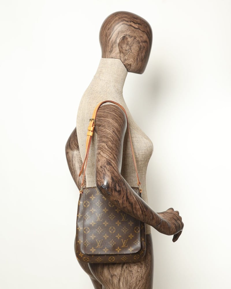 36903_8ef670dd2e_file-full