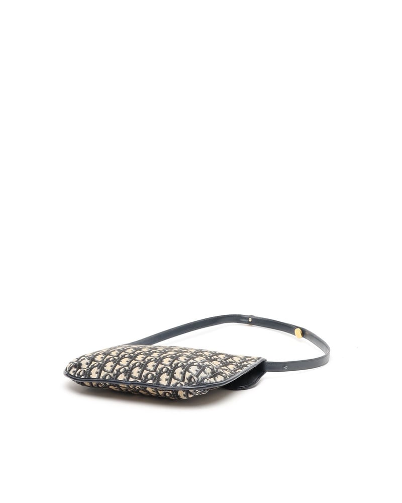 37143_be8eed1acd_file-full