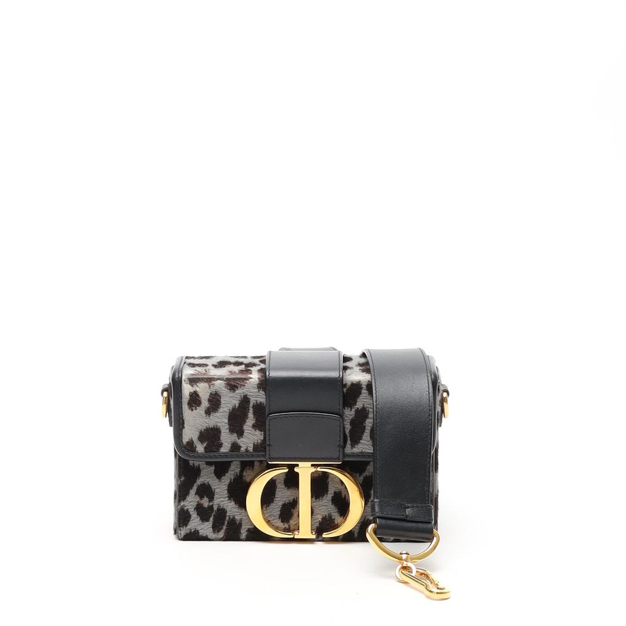 37339_c9d099ef11_file-square