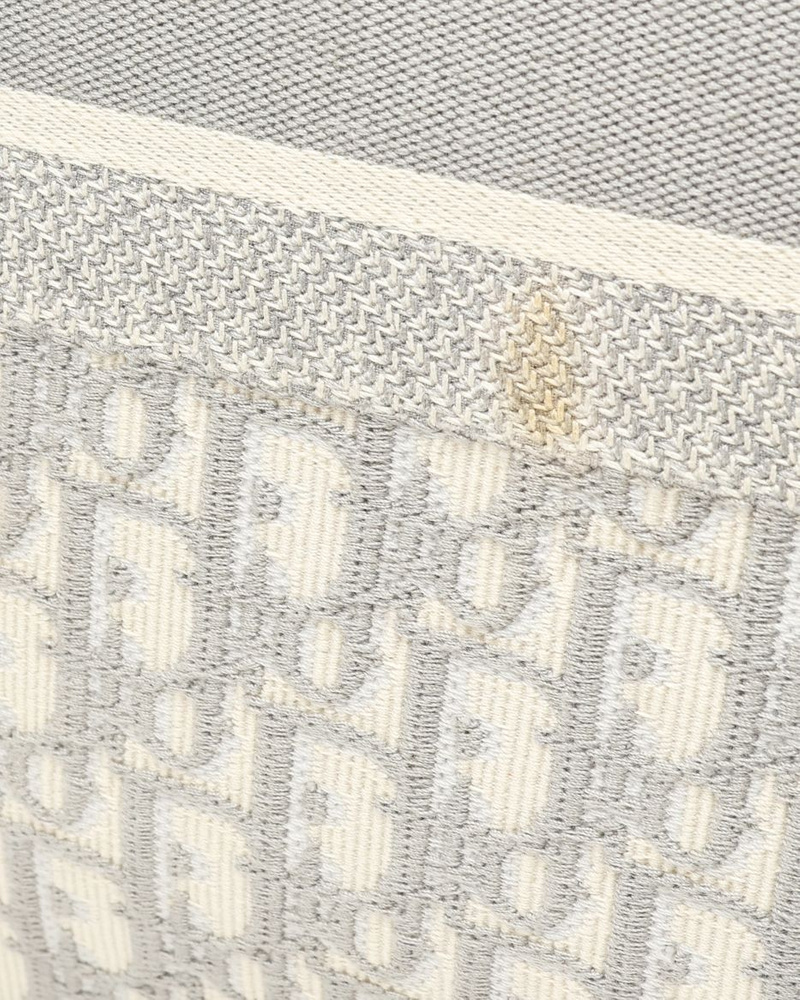 37583_4876f23b2d_file-full