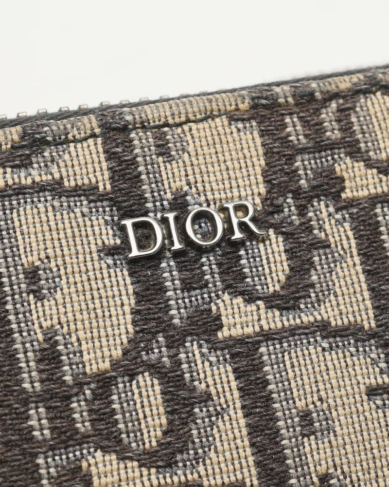 37718_8a888c94d0_file-full