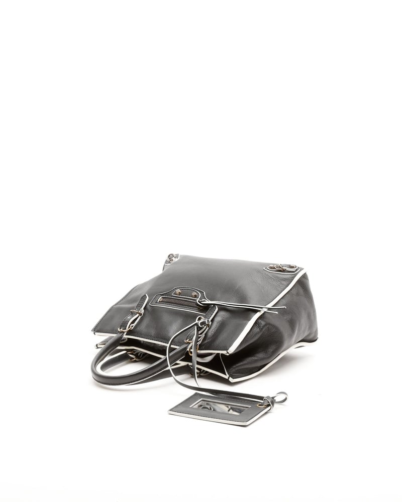 37723_e276fc64fc_file-full