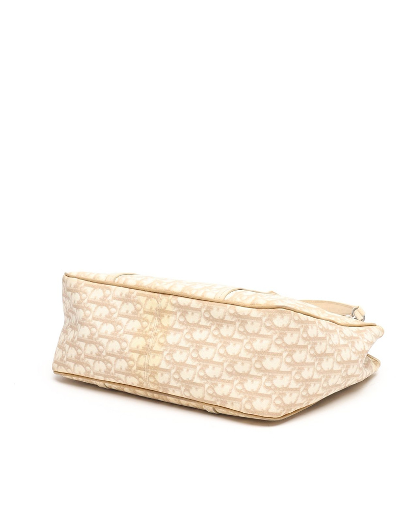 37728_3d8c2bedec_file-full