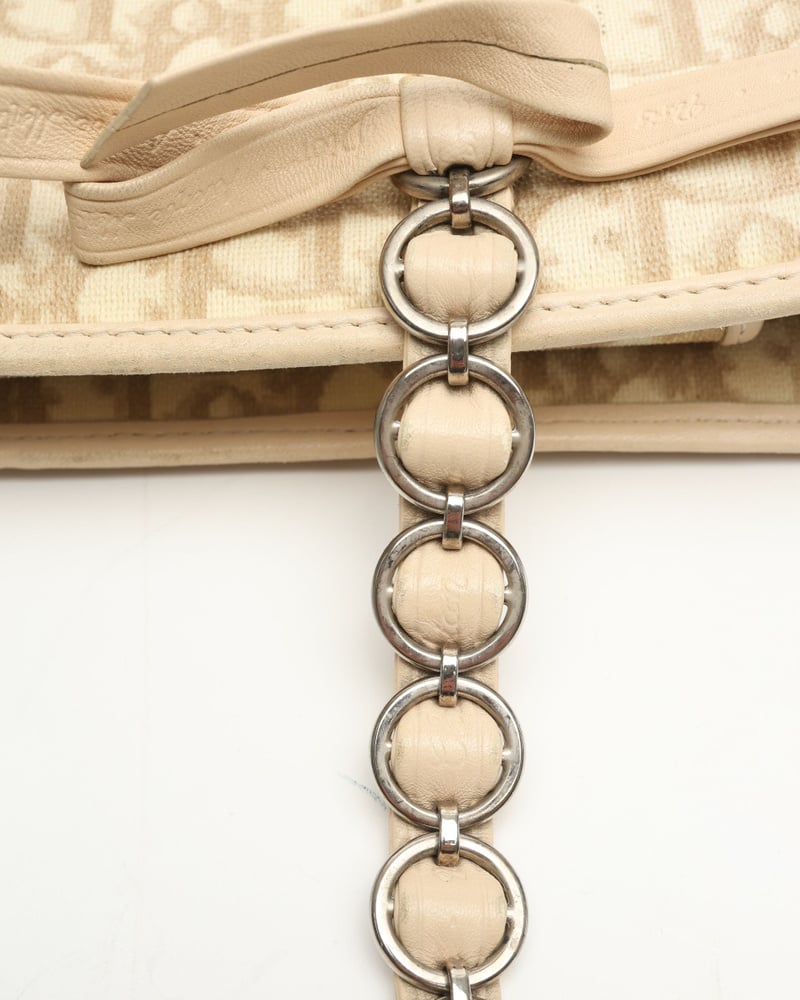 37728_401a767ab9_file-full