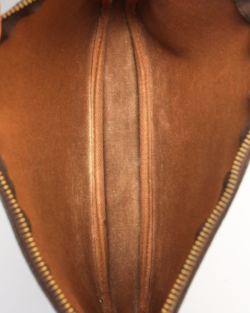 37875_101a0bd9ec_file-full