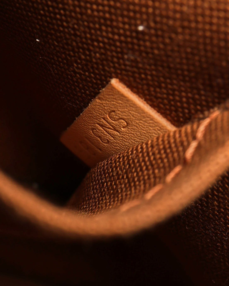 38151_249f42a079_file-full