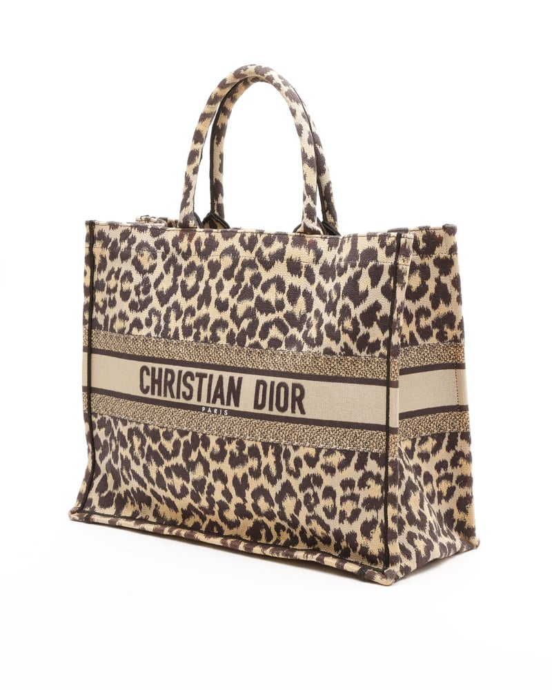 38319_c3621d2e11_file-full