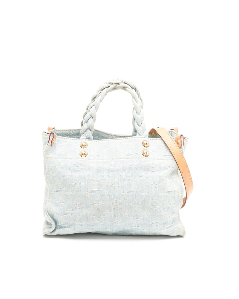 38323_e5c7548683_file-full