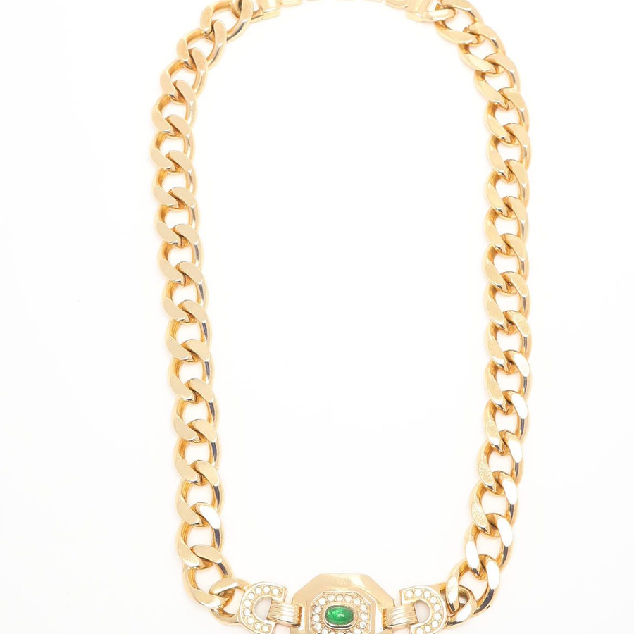 38718_a69c9695d6_file-square