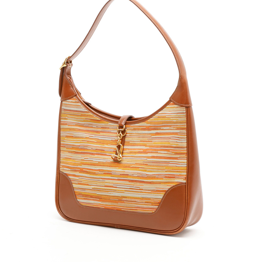 38854_4981efbbd7_file-square