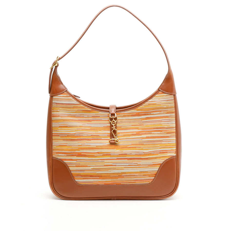 38854_7db78538a4_file-square