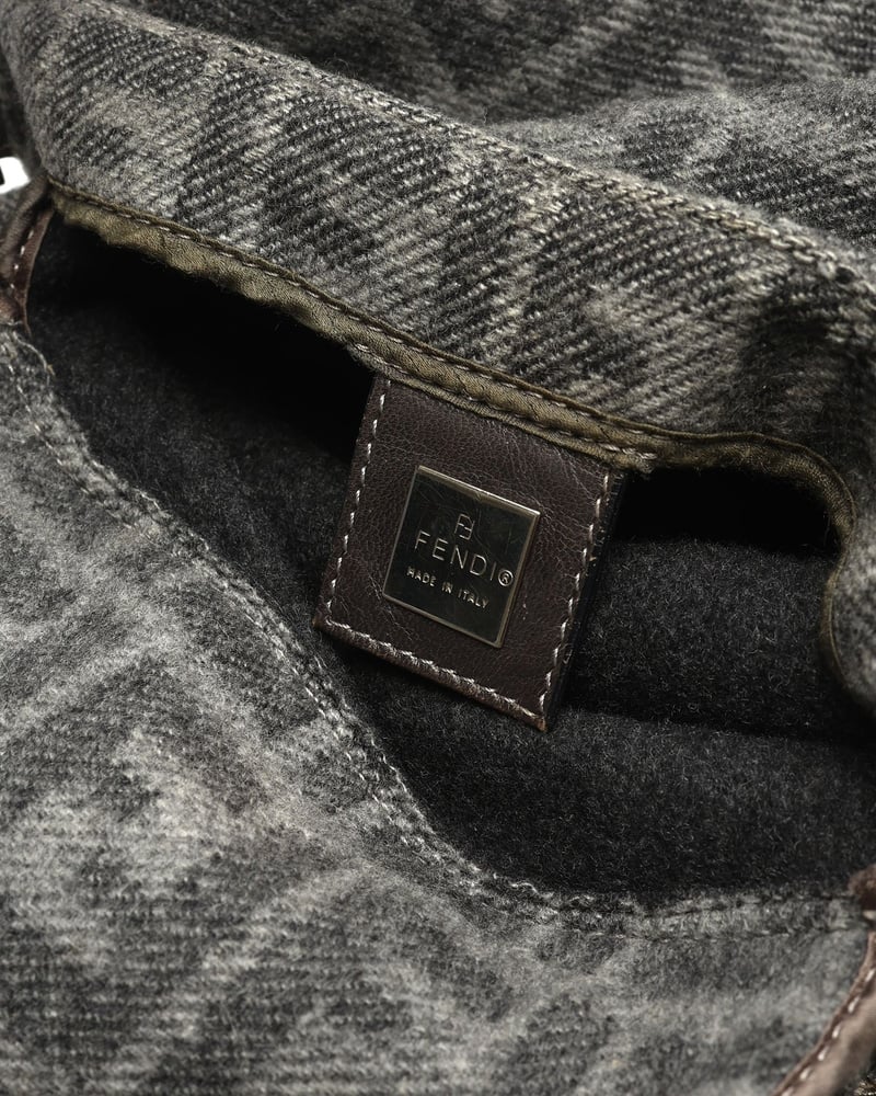 38915_efeb098e19_file-full