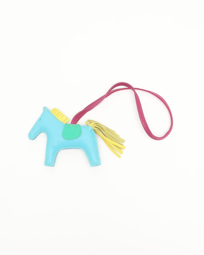 38945_189bb24a3e_file-full