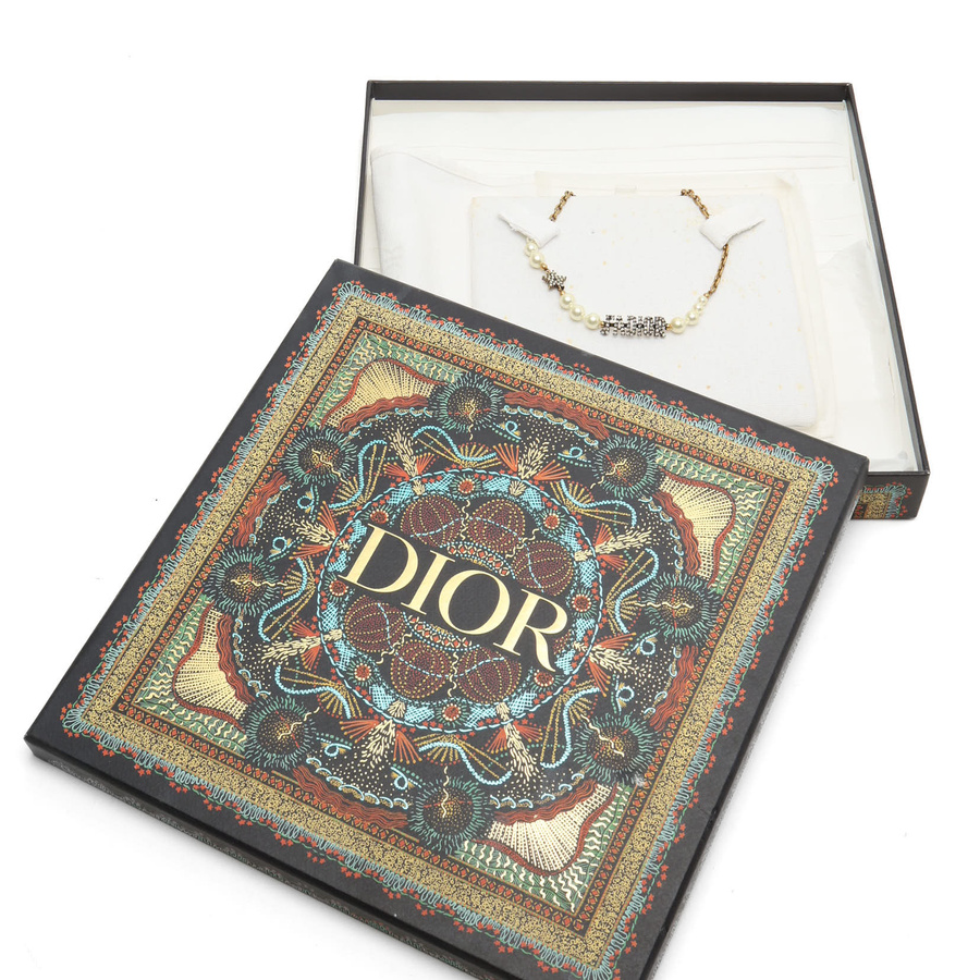 39029_532f2d9caa-847-28863_6-square