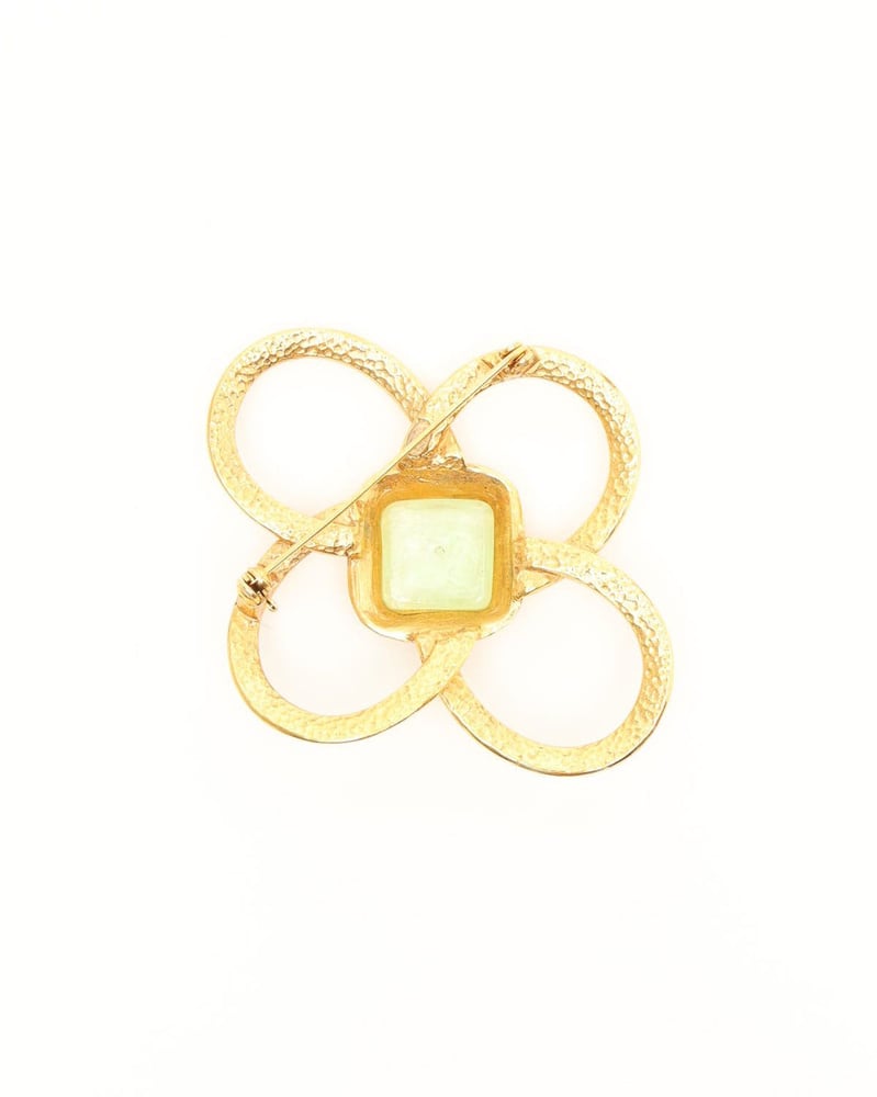 39067_25296424a6_file-full