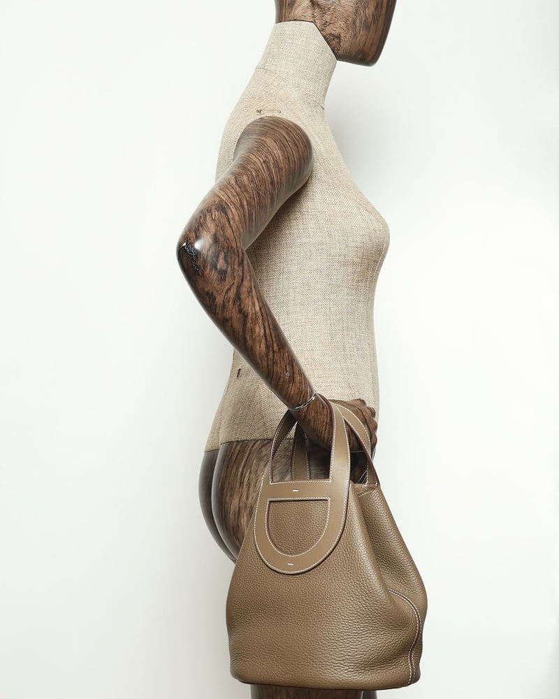 39098_5b76672eda_file-full