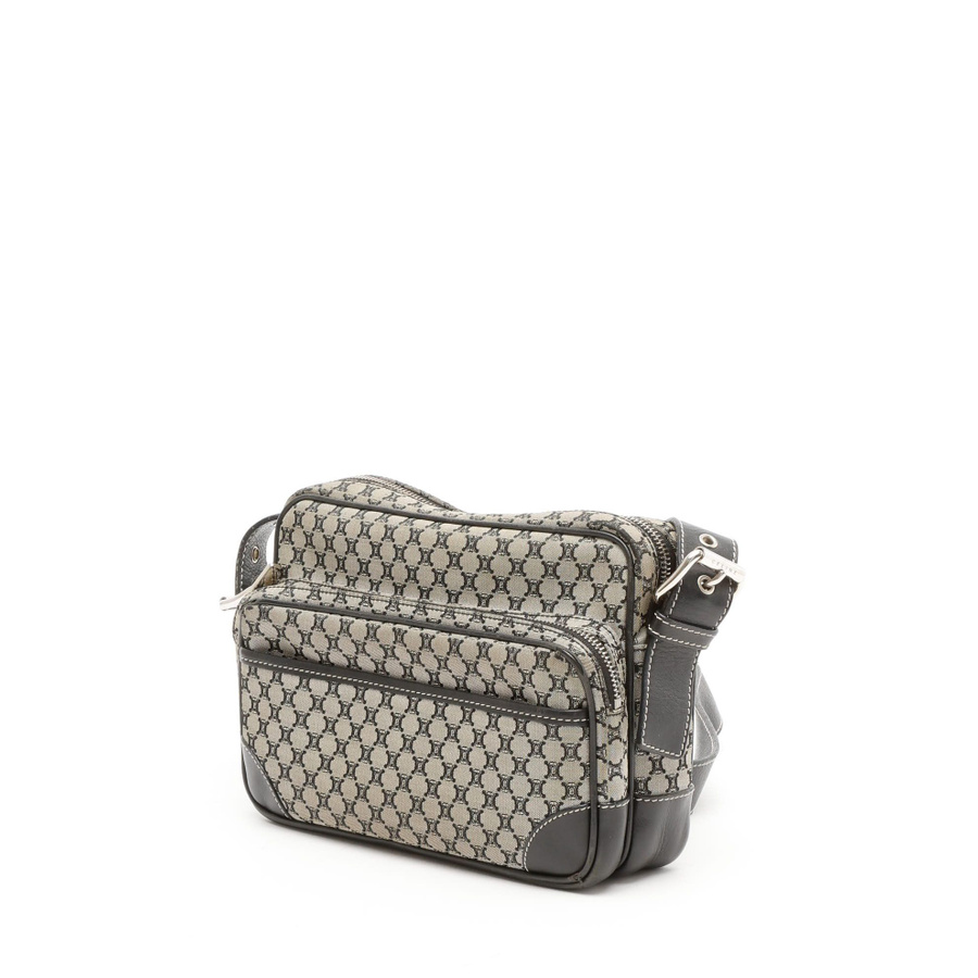 39274_4b31dfdc17_file-square