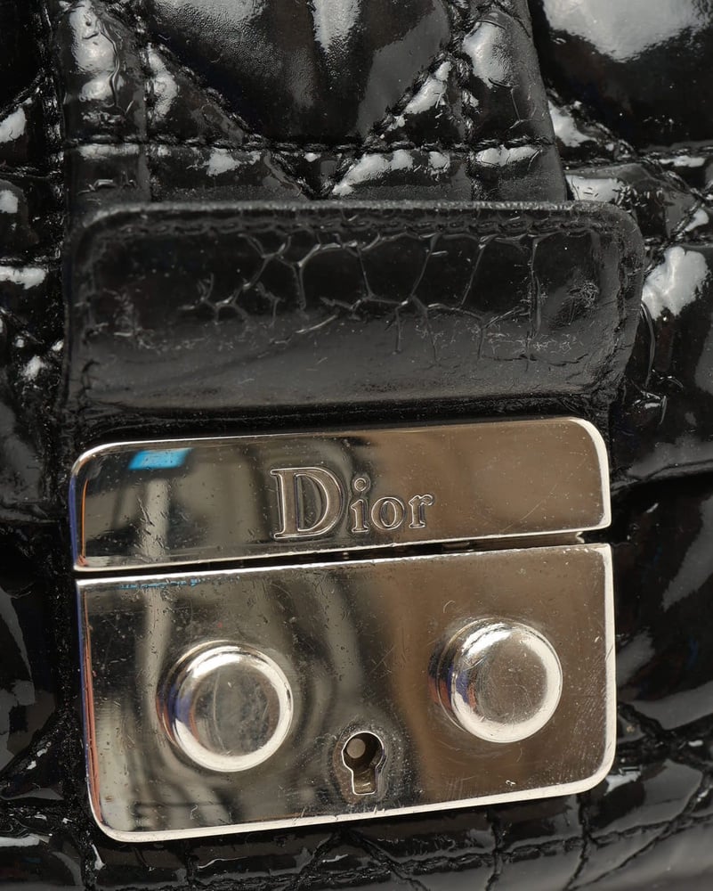 39325_8af8b572ce_file-full