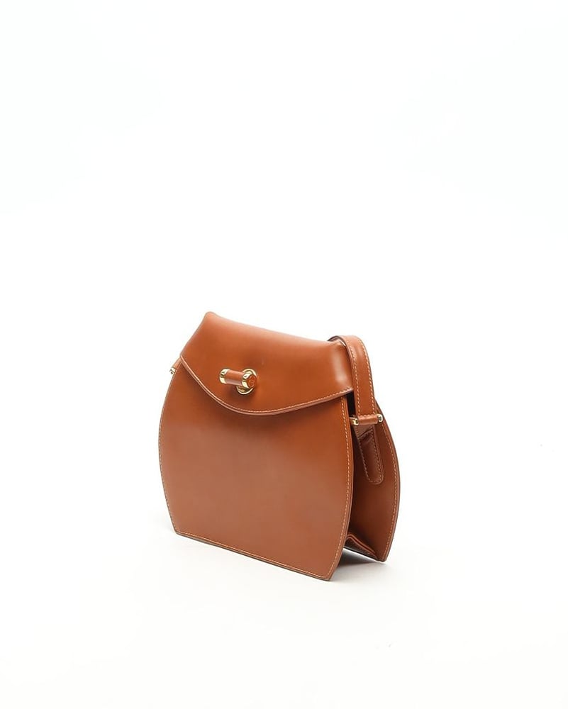 40281_ee2852cd3b_file-full