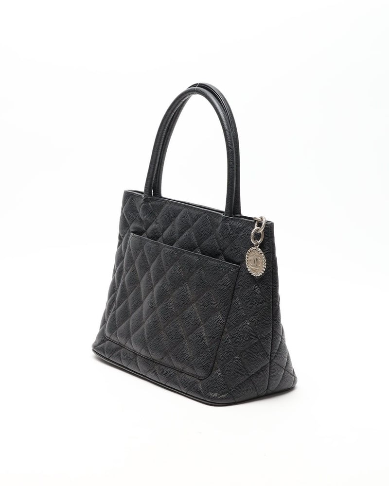 40316_8245bda1d8_file-full