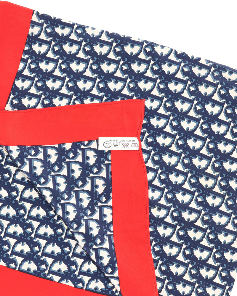 40421_4d63bb86fd_file-full