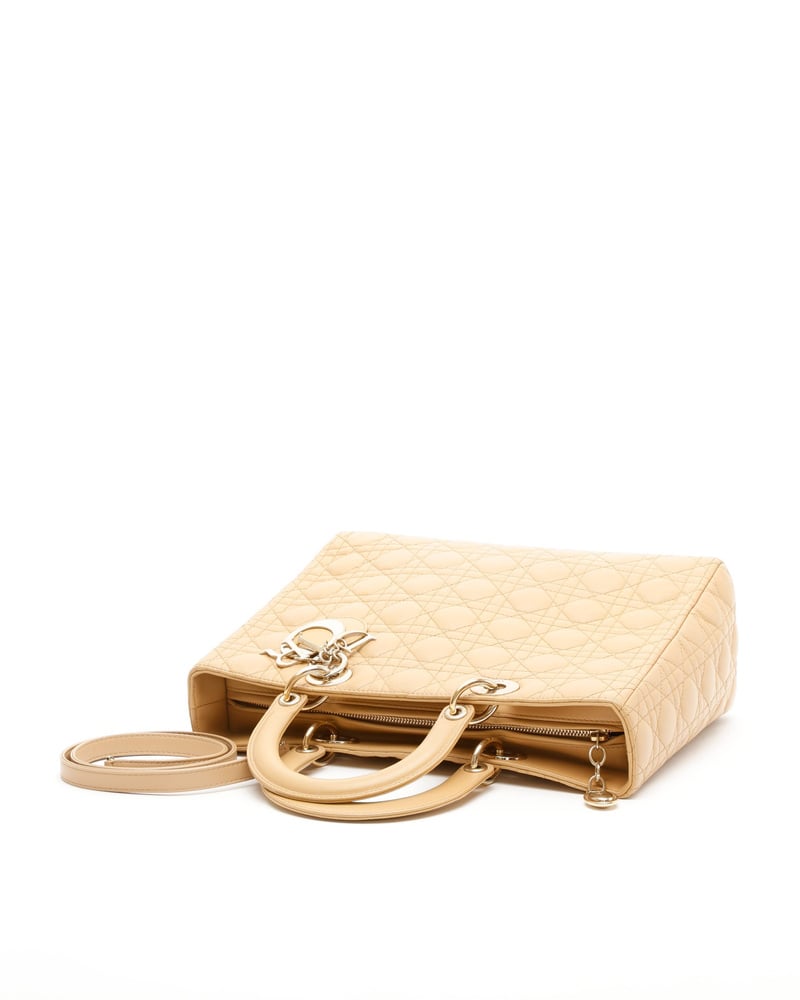 40562_ad910f2372_file-full