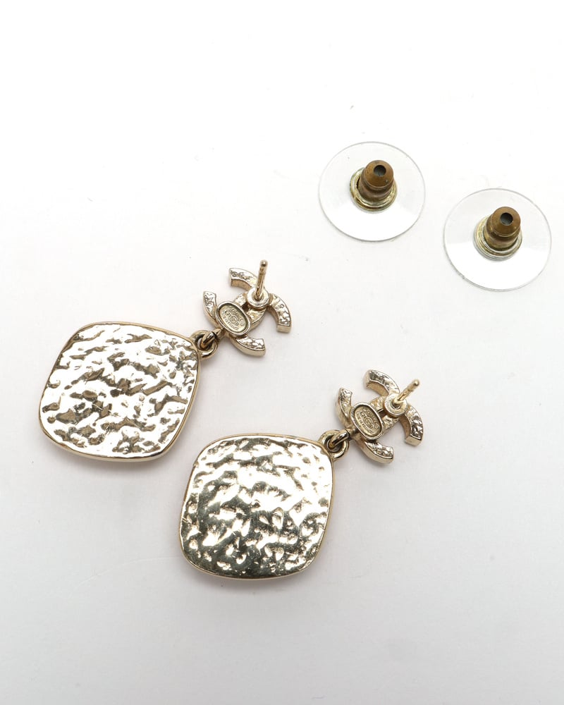 40627_6095ed5e32_file-full