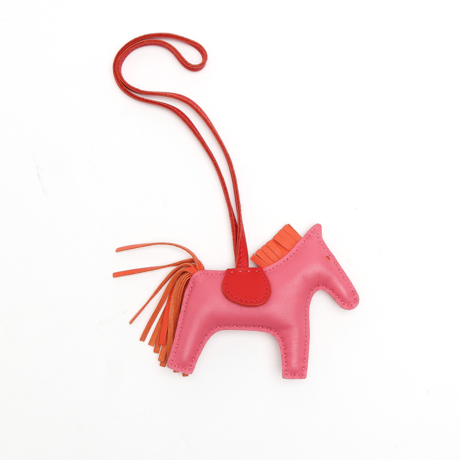 40698_3e5582845d_file-square