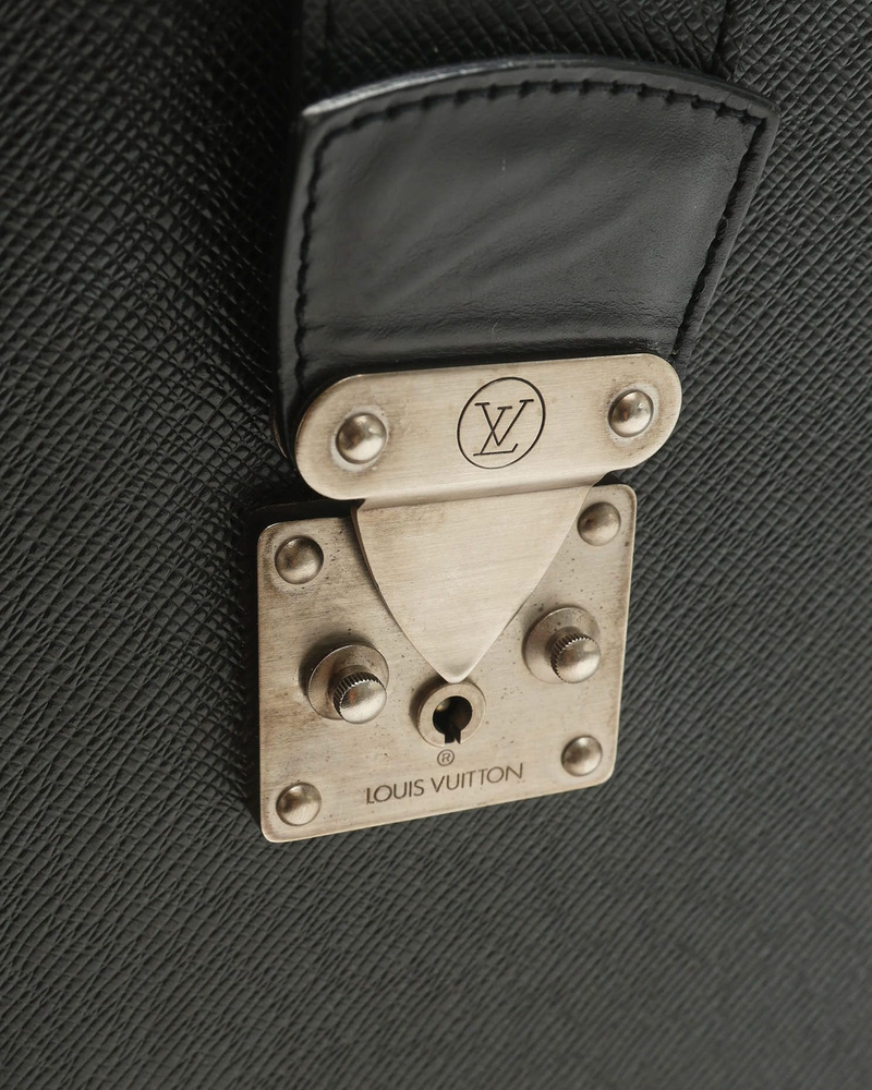 40716_3d94b69b16_file-full