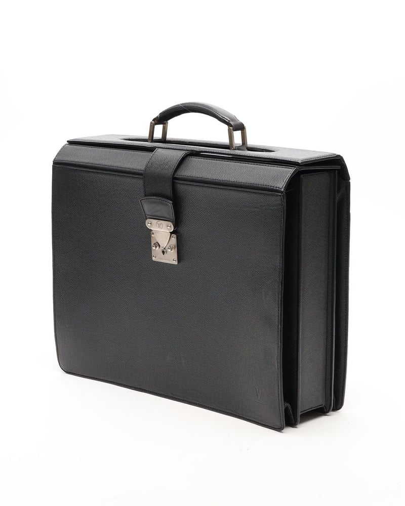 40716_fd415f3fc9_file-full