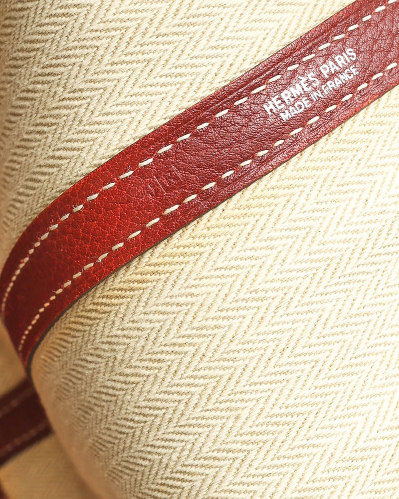 41038_853-19634_10-full