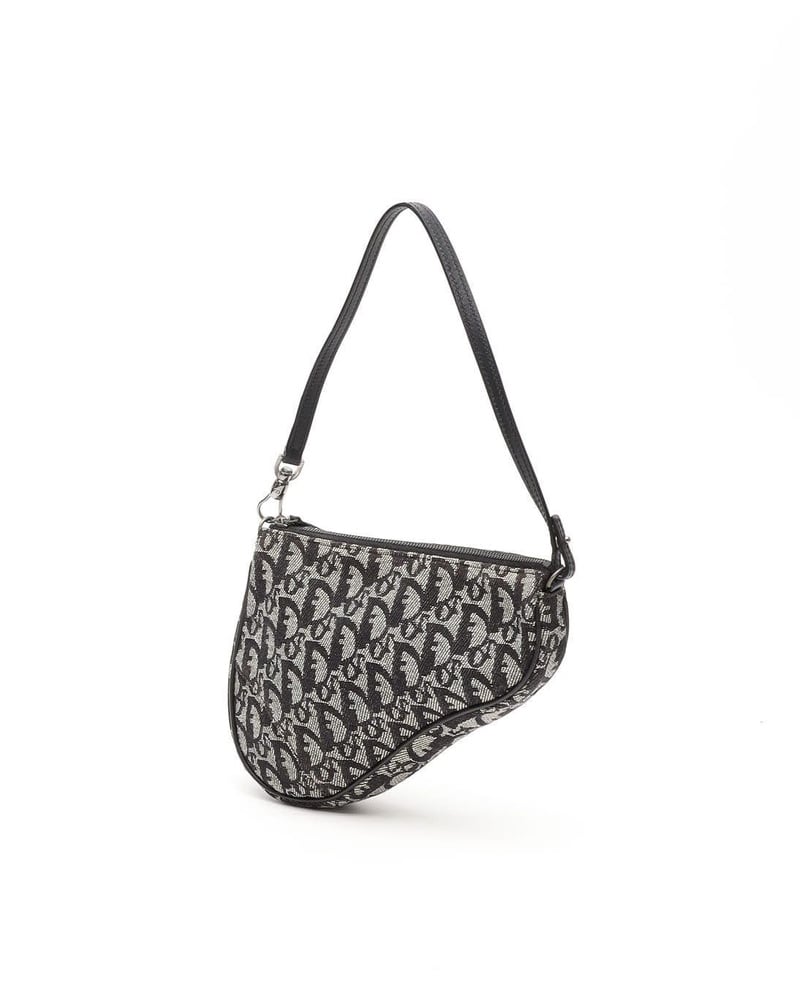 41207_dc345f00f7_file-full