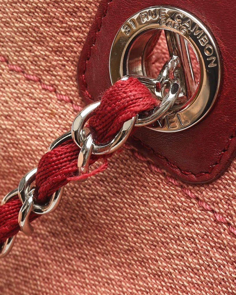 41768_406fe51b69_file-full